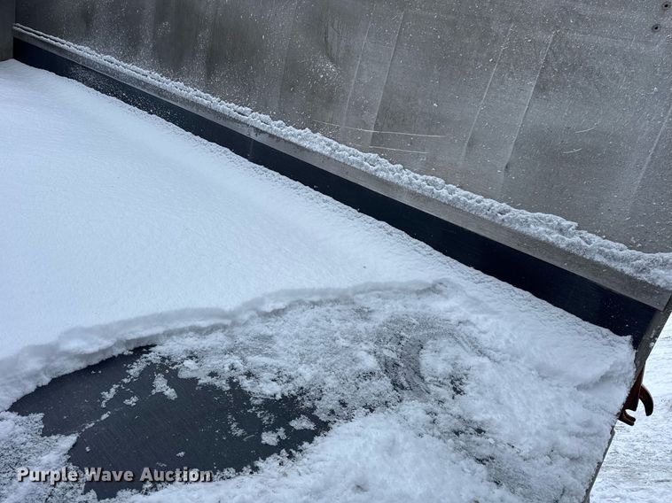 image for item DU3290 2007 Trailstar end dump trailer