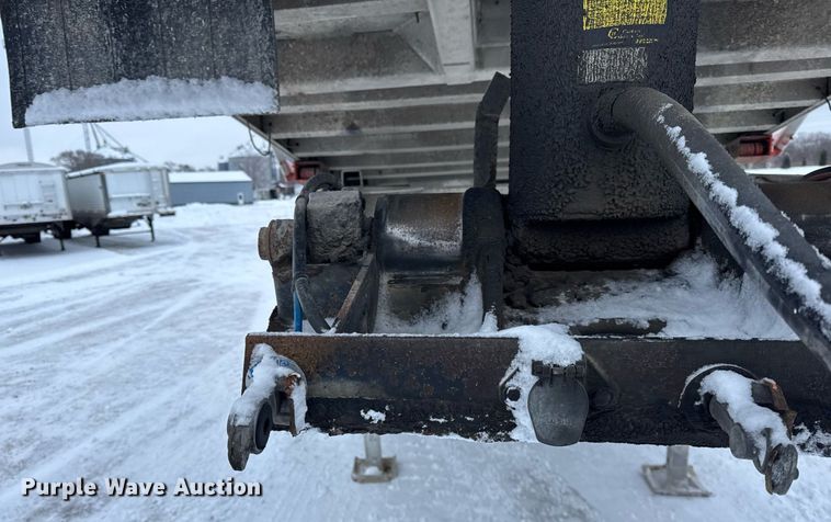 image for item DU3290 2007 Trailstar end dump trailer