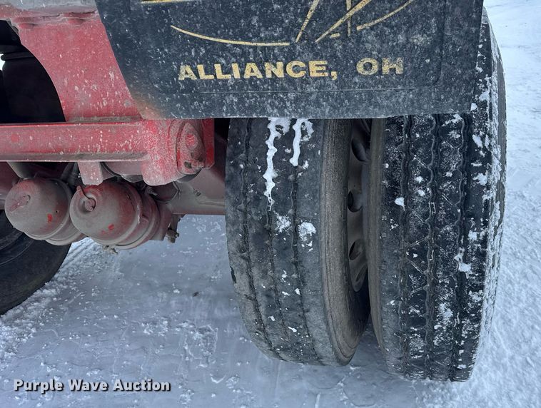 image for item DU3290 2007 Trailstar end dump trailer