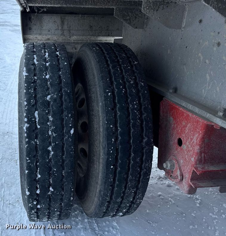 image for item DU3290 2007 Trailstar end dump trailer