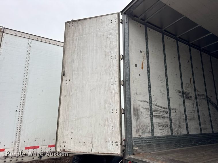 image for item DU3292 2012 Wabash dry van trailer