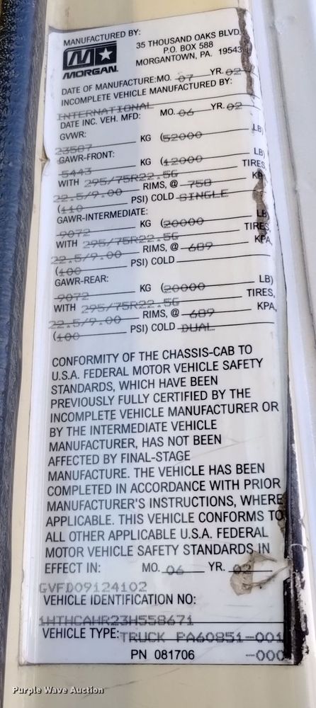 image for item DV6626 2003 International 8100 box truck with mud mixing system