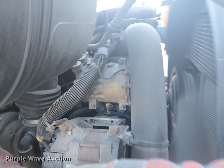 image for item DW1779 2009 International 4400 flatbed truck