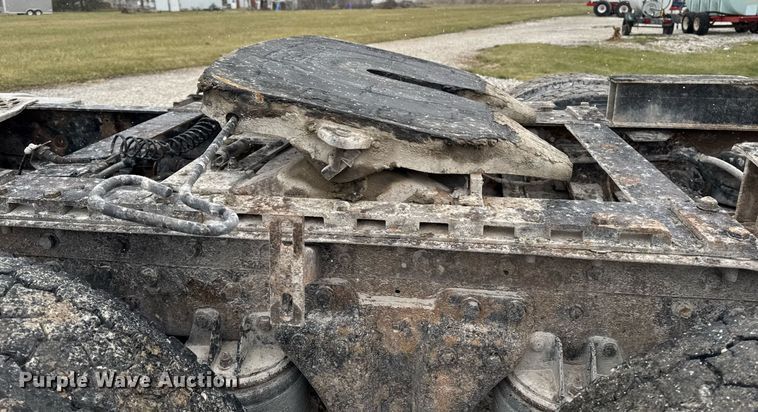 image for item DW2452 1994 Kenworth T600 semi truck