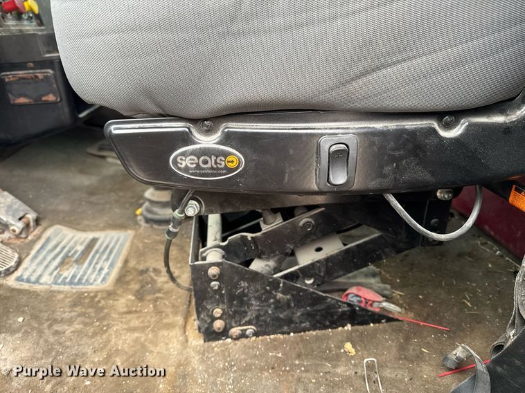 image for item DW2452 1994 Kenworth T600 semi truck