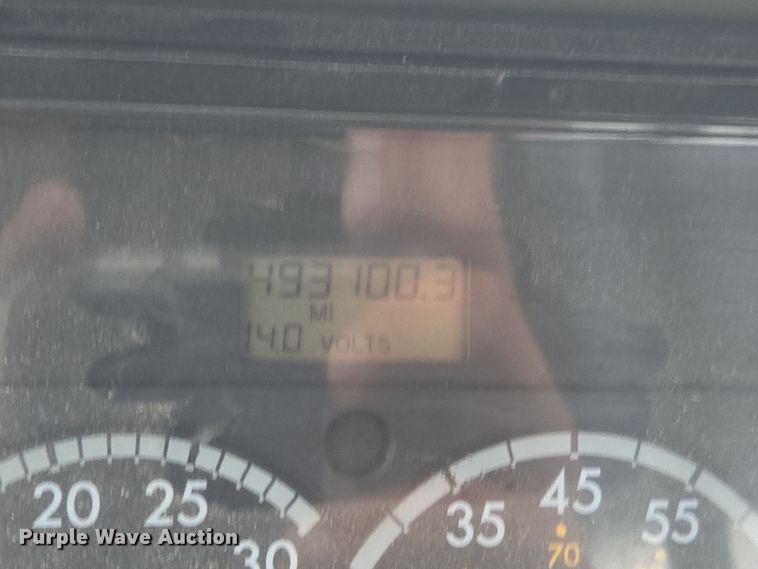 image for item DX1561 2009 Freightliner Columbia semi truck