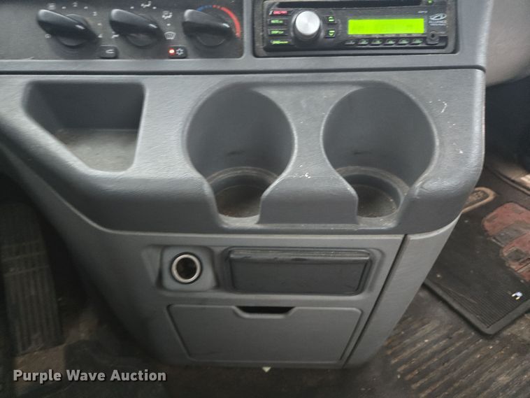 image for item DX1561 2009 Freightliner Columbia semi truck