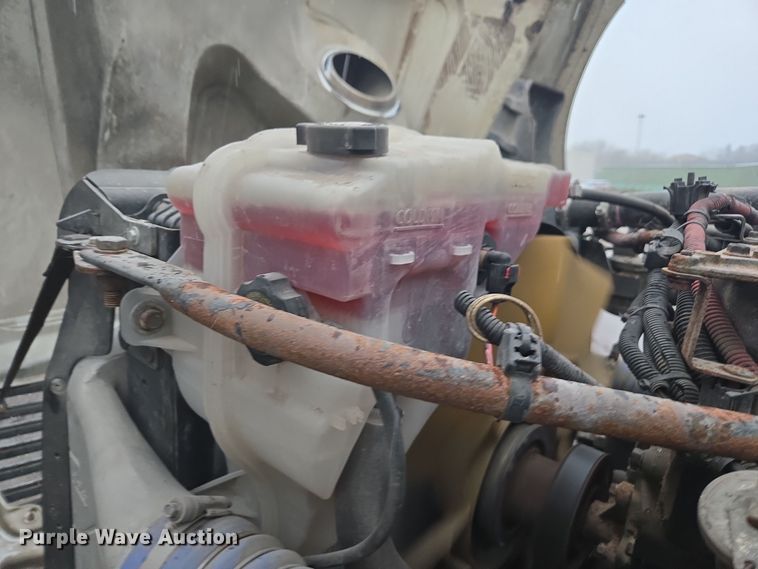 image for item DX1561 2009 Freightliner Columbia semi truck