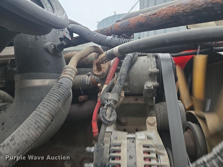 image for item DX1561 2009 Freightliner Columbia semi truck