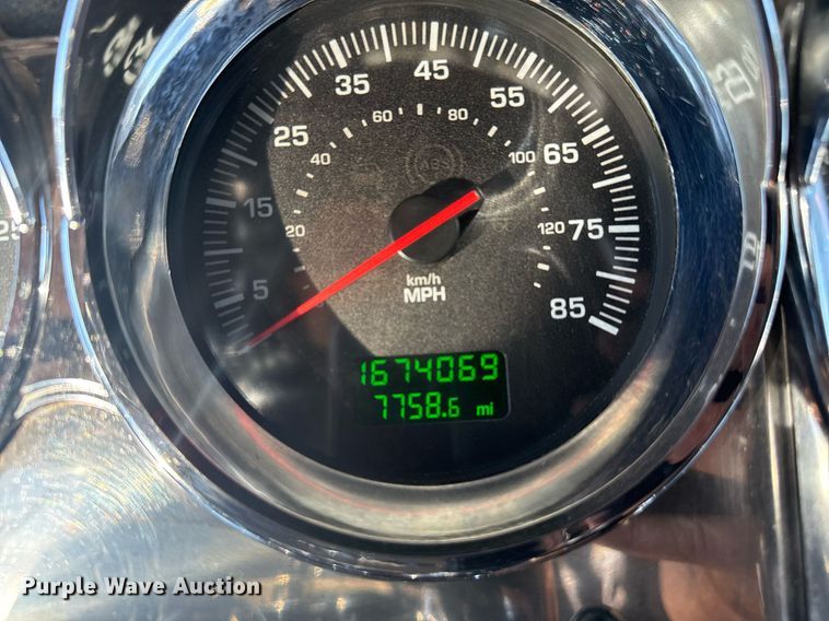 image for item EG2342 2007 Kenworth W900 semi truck