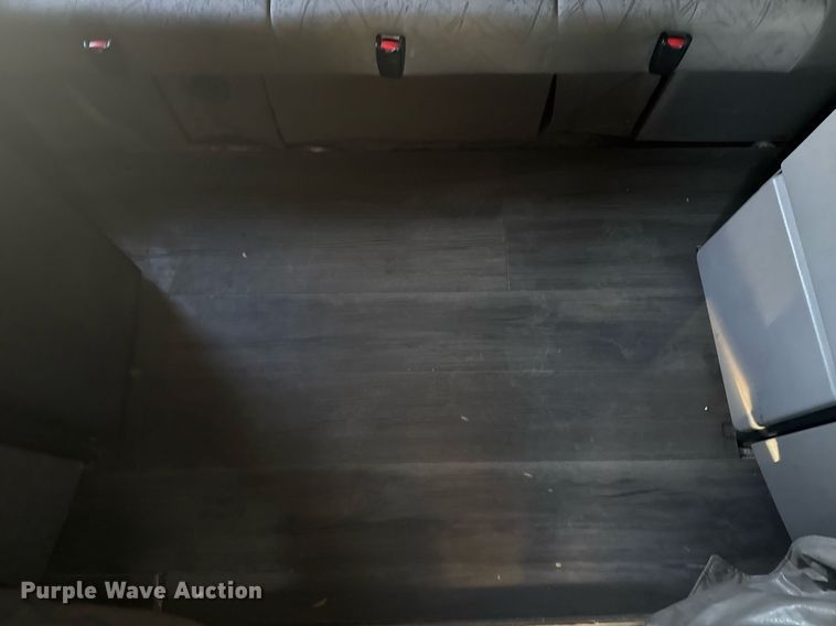 image for item EG2342 2007 Kenworth W900 semi truck