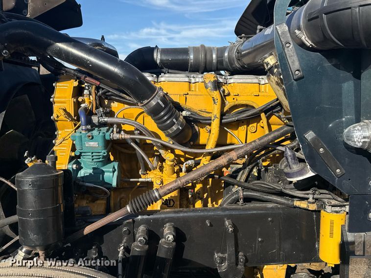 image for item EG2342 2007 Kenworth W900 semi truck