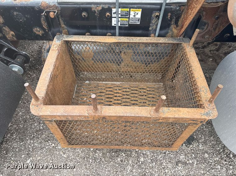 image for item EG2371 2006 Kenworth semi truck