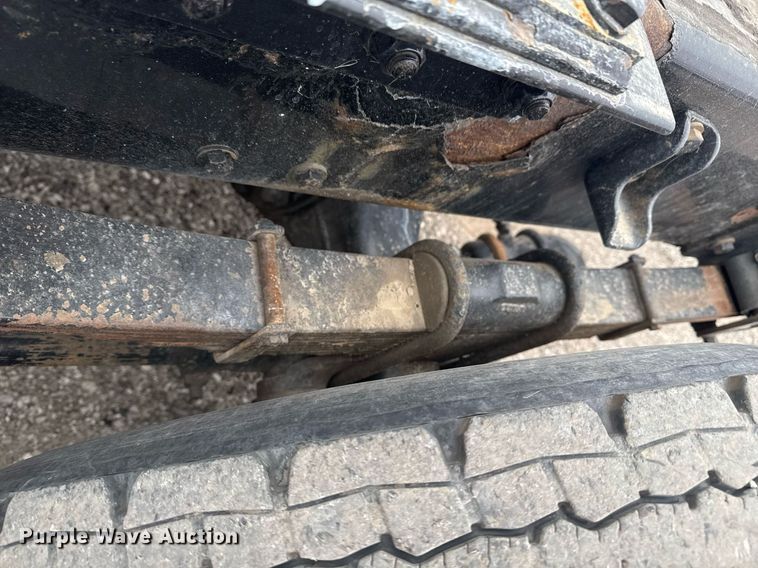 image for item EG2371 2006 Kenworth semi truck