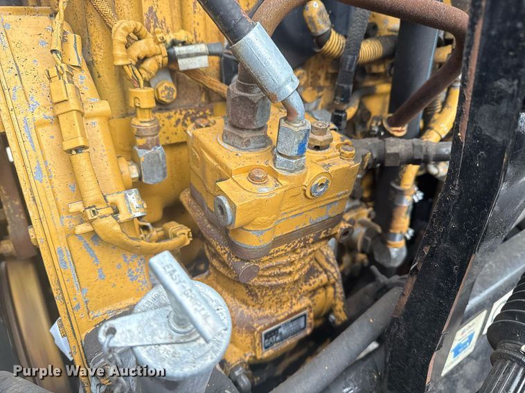 image for item EG2371 2006 Kenworth semi truck