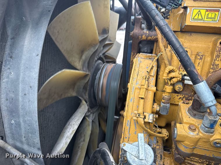 image for item EG2371 2006 Kenworth semi truck