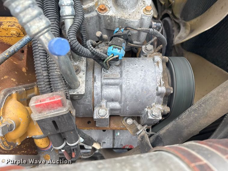 image for item EG2371 2006 Kenworth semi truck