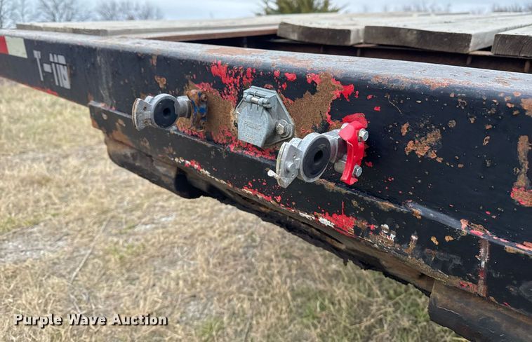 image for item EG2377 2005 X-L Specialized Trailers lowboy equipment trailer