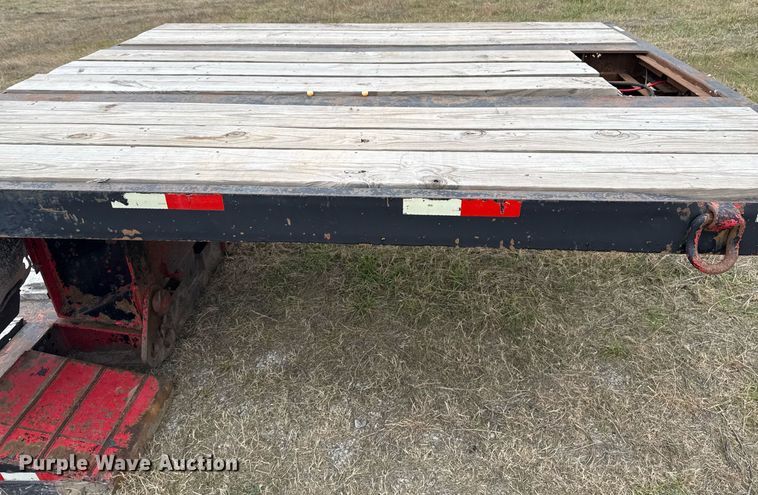 image for item EG2377 2005 X-L Specialized Trailers lowboy equipment trailer