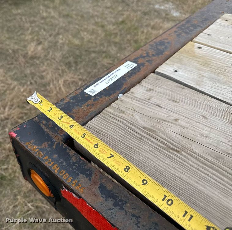 image for item EG2377 2005 X-L Specialized Trailers lowboy equipment trailer