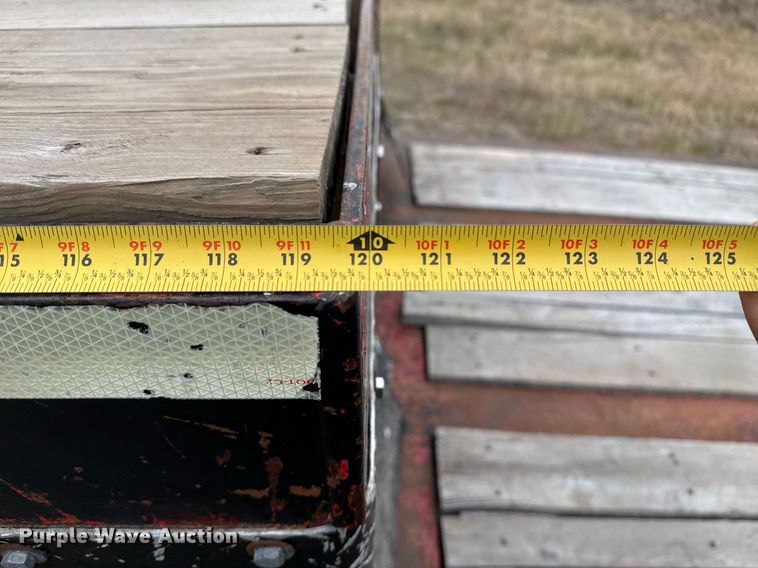 image for item EG2377 2005 X-L Specialized Trailers lowboy equipment trailer