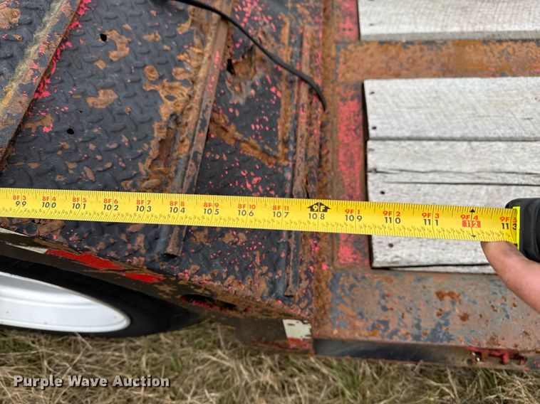 image for item EG2377 2005 X-L Specialized Trailers lowboy equipment trailer