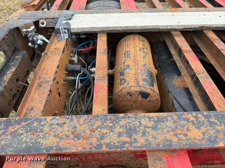 image for item EG2377 2005 X-L Specialized Trailers lowboy equipment trailer