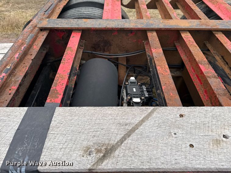 image for item EG2377 2005 X-L Specialized Trailers lowboy equipment trailer