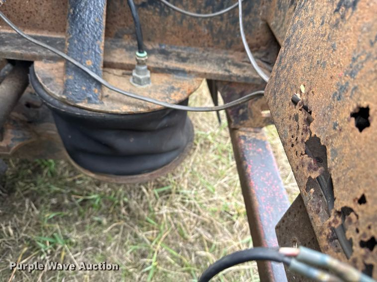 image for item EG2377 2005 X-L Specialized Trailers lowboy equipment trailer