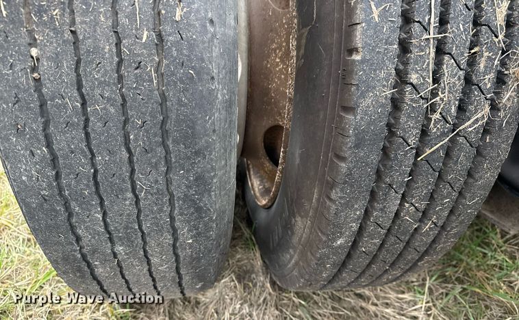 image for item EG2377 2005 X-L Specialized Trailers lowboy equipment trailer