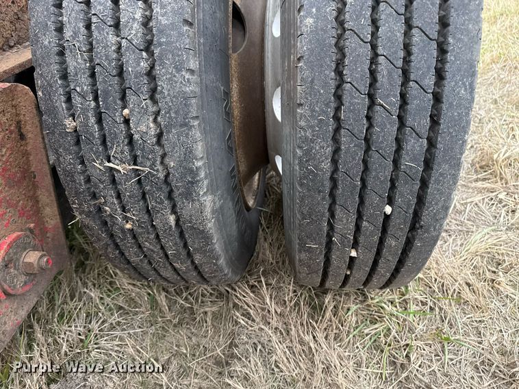 image for item EG2377 2005 X-L Specialized Trailers lowboy equipment trailer