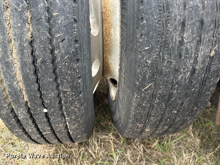 image for item EG2377 2005 X-L Specialized Trailers lowboy equipment trailer