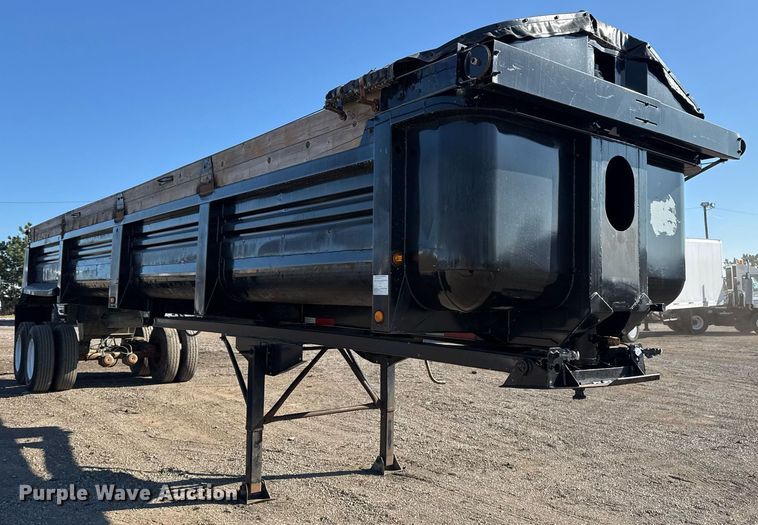 image for item EG2407 1999 Clement Industries end dump trailer