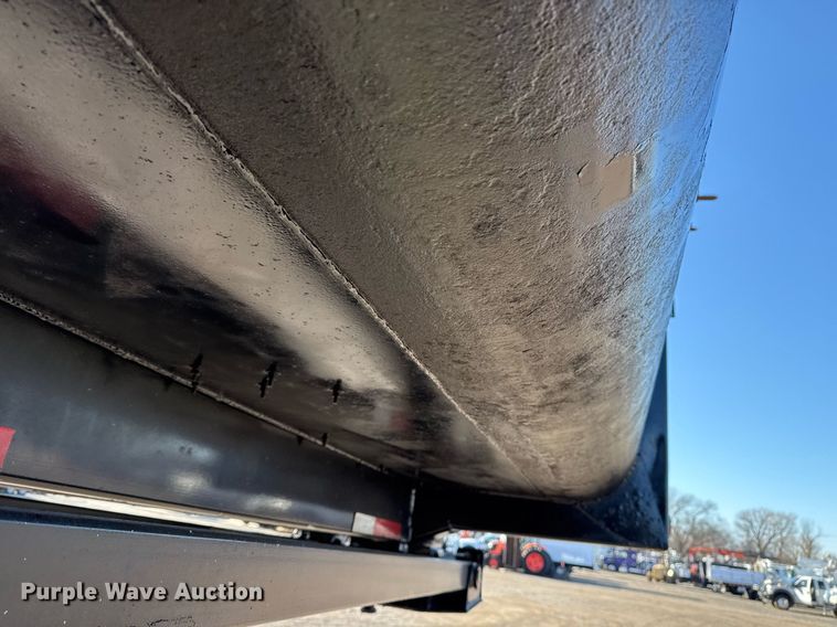 image for item EG2407 1999 Clement Industries end dump trailer