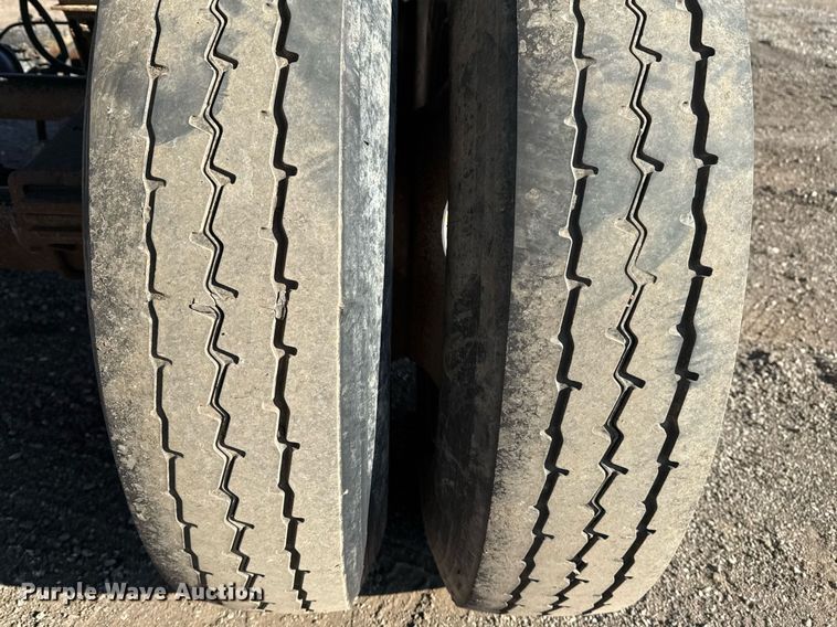 image for item EG2407 1999 Clement Industries end dump trailer