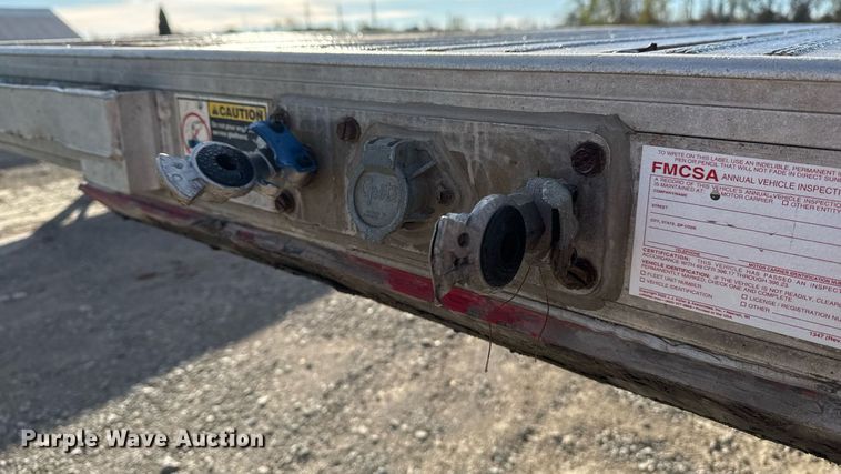 image for item EG7871 2012 Wilson CF1080 flatbed trailer