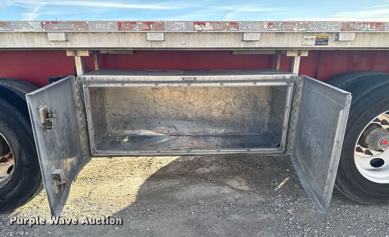 image for item EG7871 2012 Wilson CF1080 flatbed trailer