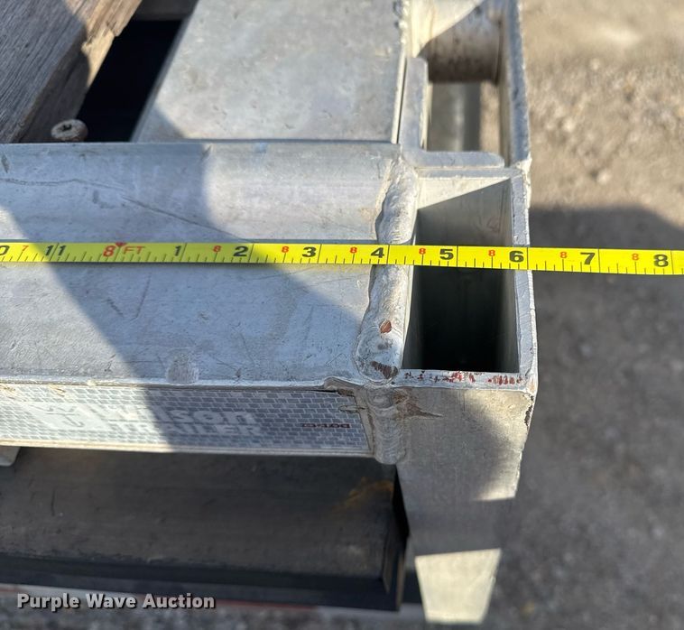 image for item EG7871 2012 Wilson CF1080 flatbed trailer