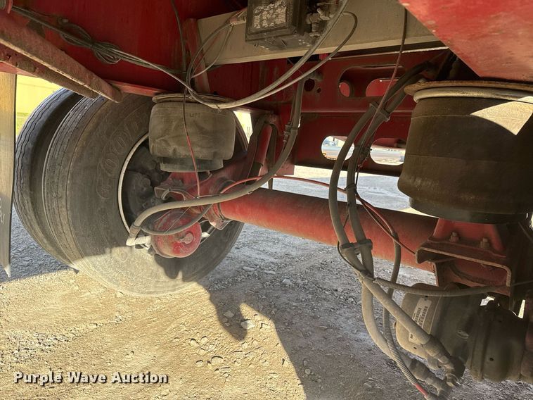 image for item EG7871 2012 Wilson CF1080 flatbed trailer