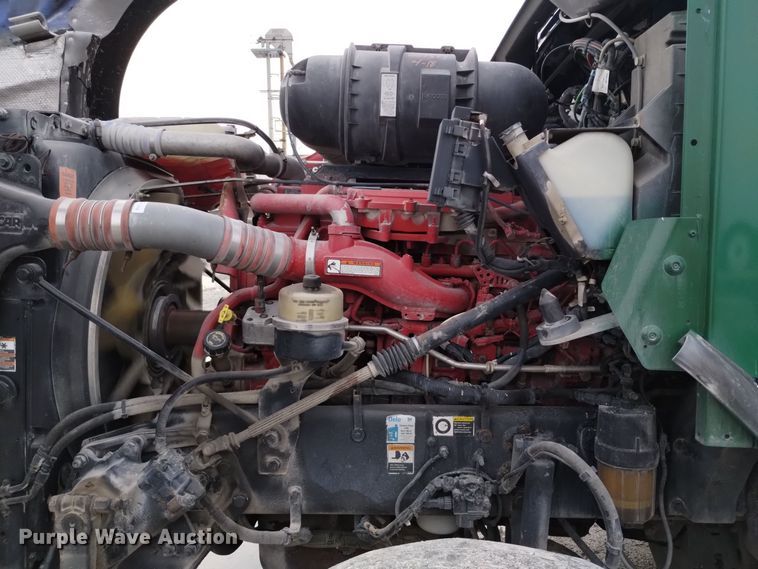 image for item EH0074 2013 Kenworth T800 semi truck