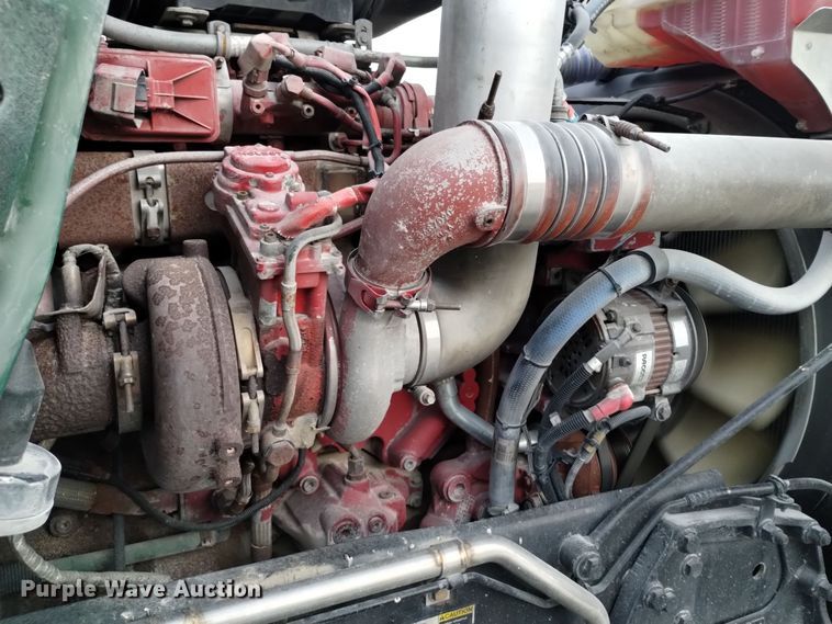 image for item EH0074 2013 Kenworth T800 semi truck