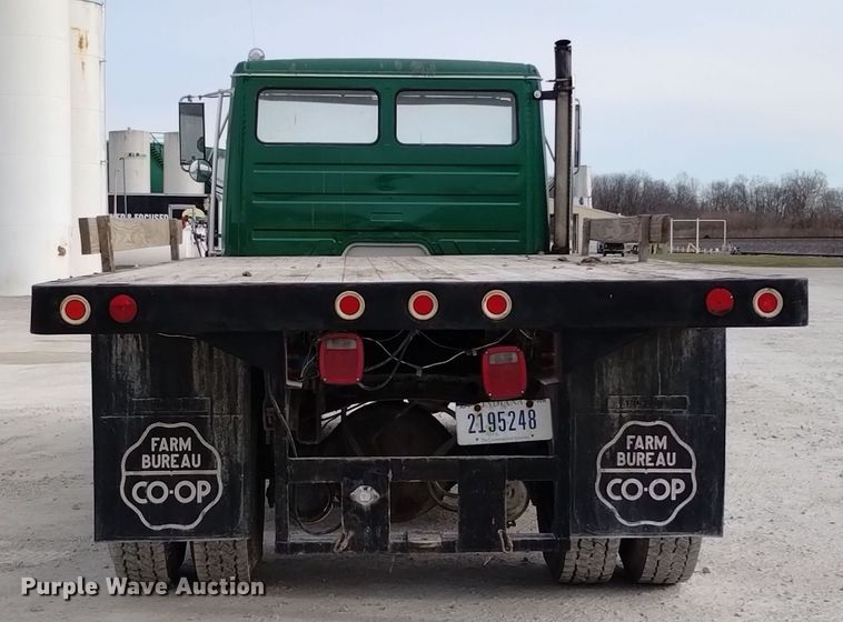 image for item EH0111 1993 Freightliner FL70 dump flatbed truck