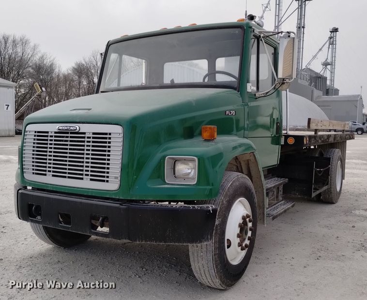 image for item EH0111 1993 Freightliner FL70 dump flatbed truck
