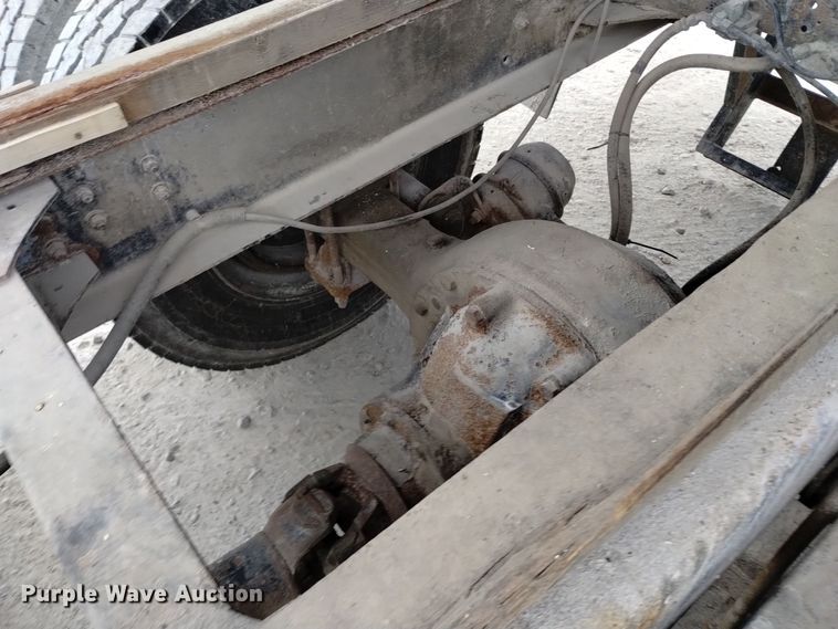 image for item EH0111 1993 Freightliner FL70 dump flatbed truck