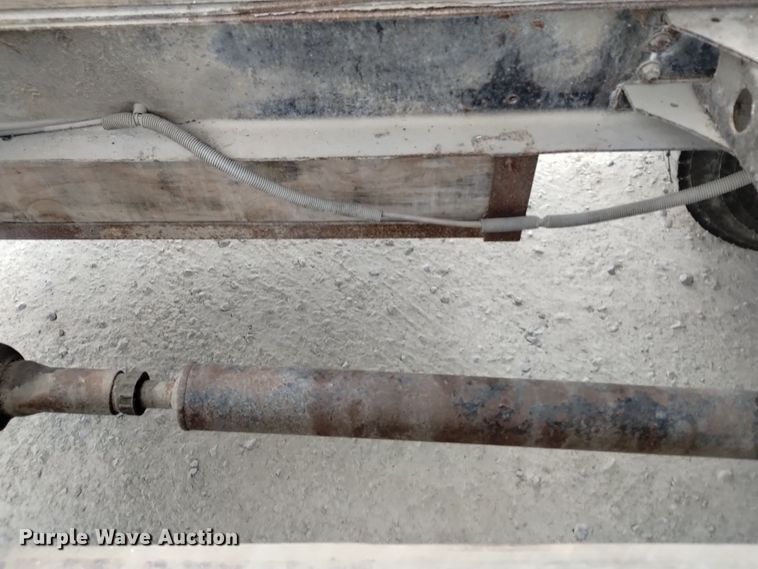 image for item EH0111 1993 Freightliner FL70 dump flatbed truck