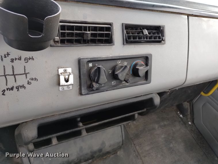 image for item EH0111 1993 Freightliner FL70 dump flatbed truck