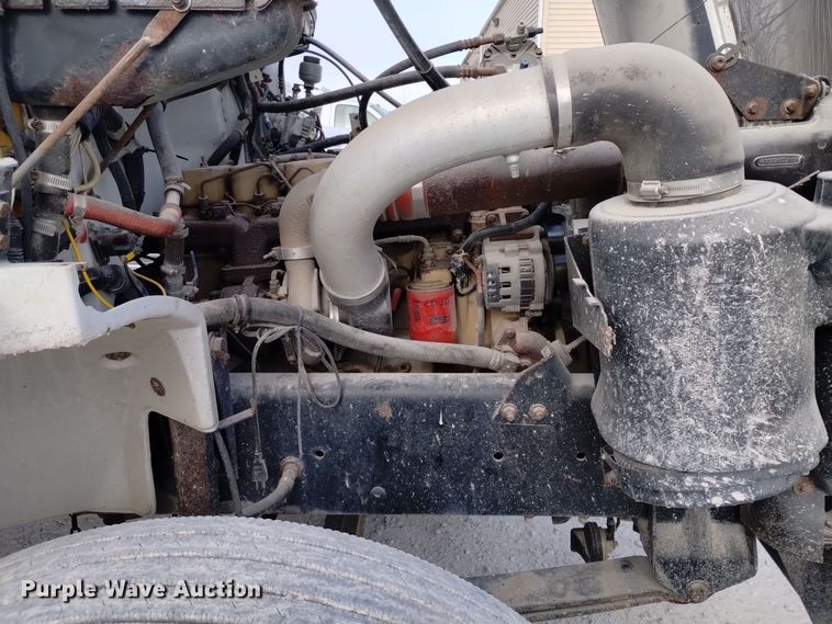 image for item EH0111 1993 Freightliner FL70 dump flatbed truck