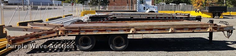 image for item EI8438 1986 Trail-Eze T220 equipment trailer