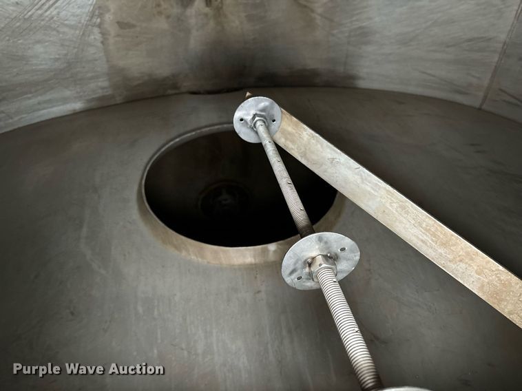 image for item EM0008 1994 Polar tank trailer