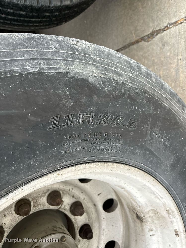 image for item EM0008 1994 Polar tank trailer